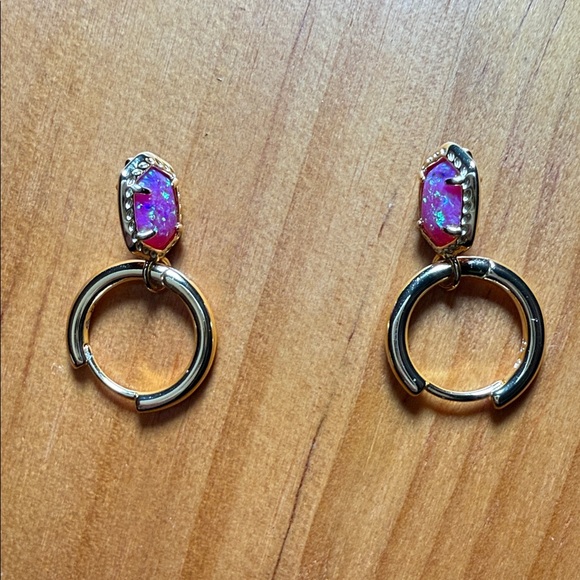 Elegant Gold and Pink Opal Earrings - Picture 4 of 5